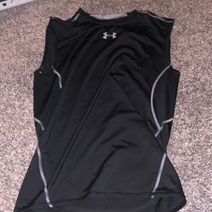 Black compression Under armour tank
